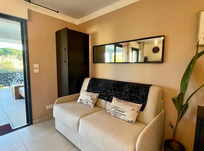 Le Verger Des Naiades Appartamento